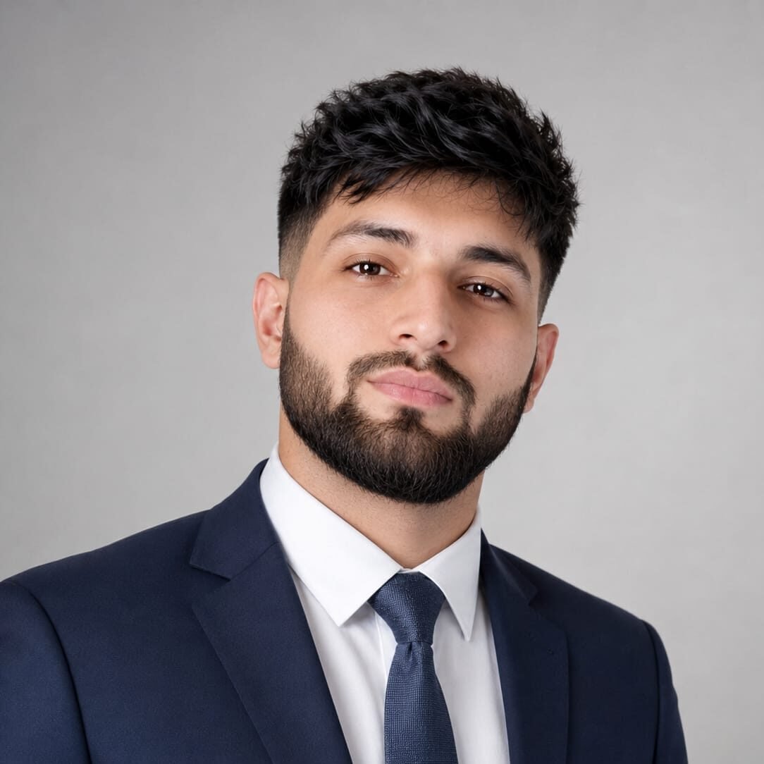 Syed Osama, developer at SkillGuidely